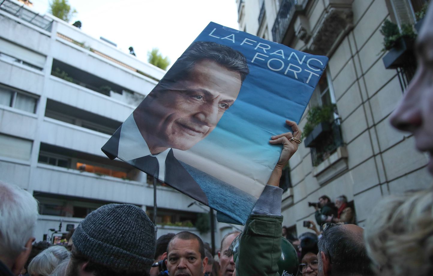 Nicolas Sarkozy en prison : les livres choisis par l'ancien président pour sa détention