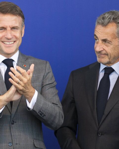 Nicolas Sarkozy reçoit une visite d'Emmanuel Macron avant son incarcération prévue à la prison de la Santé