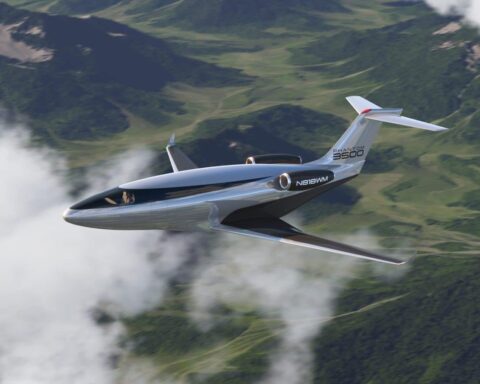 Otto Aerospace présente le Phantom 3500, un jet d'affaires innovant et futuriste.