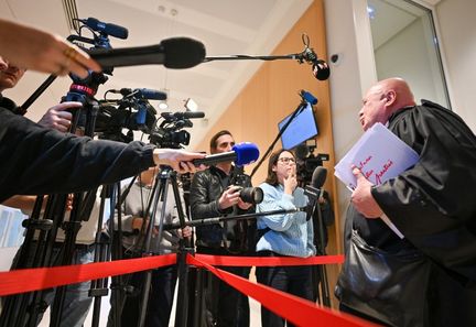 Procès pour cyberharcèlement de Brigitte Macron : des peines avec sursis requis pour neuf des dix accusés