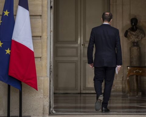 Quel Premier ministre pourrait éviter une nouvelle censure en France ?