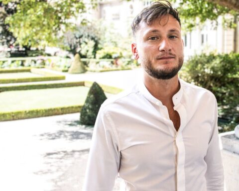 Raphaël Arnault sous le feu des critiques du Rassemblement national après des commentaires controversés