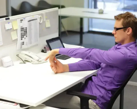 Recruté et totalement oublié : un salarié reçoit chaque mois un salaire sans exercer ses fonctions.