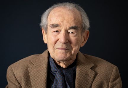 Robert Badinter : l'INA diffuse une interview exclusive avant son entrée au Panthéon
