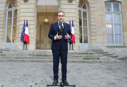 Sébastien Lecornu abandonne le 49.3 pour l'examen du budget 2026 et appelle au dialogue parlementaire