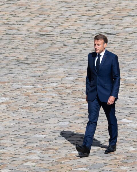 Sébastien Lecornu démissionne : la classe politique en attente d'un nouvel Premier ministre avant vendredi