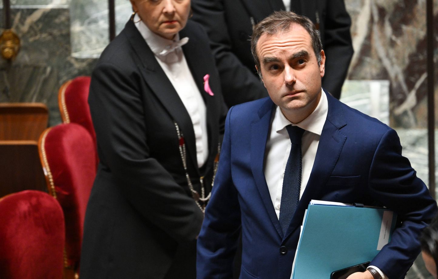 Sébastien Lecornu échappe à la censure, mais la crise budgétaire se profile