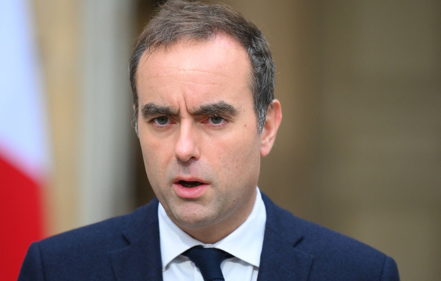 Sébastien Lecornu face à un défi budgétaire crucial avant mercredi en France
