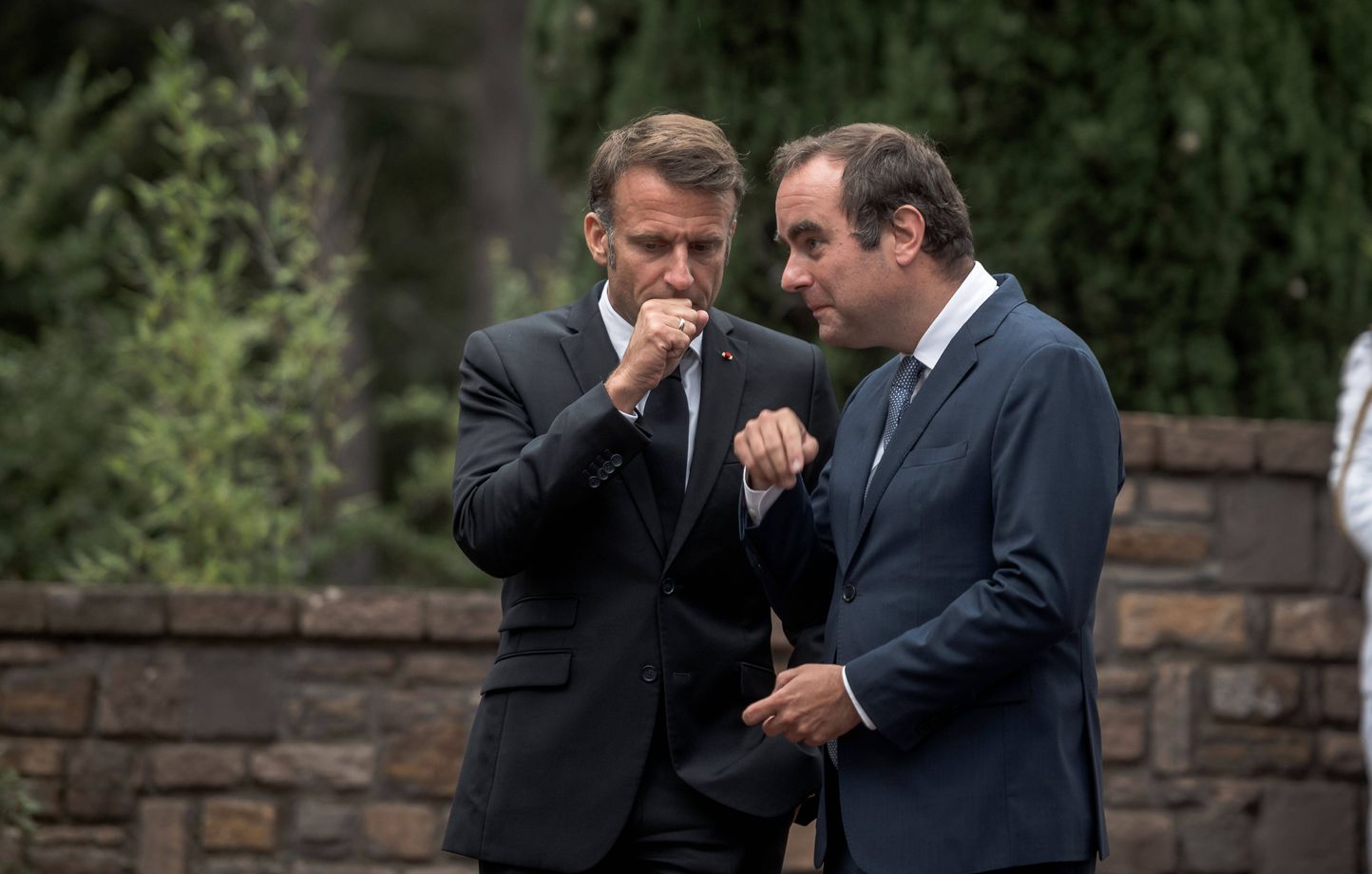 Sébastien Lecornu face aux partis : ultimes négociations à Matignon après sa démission