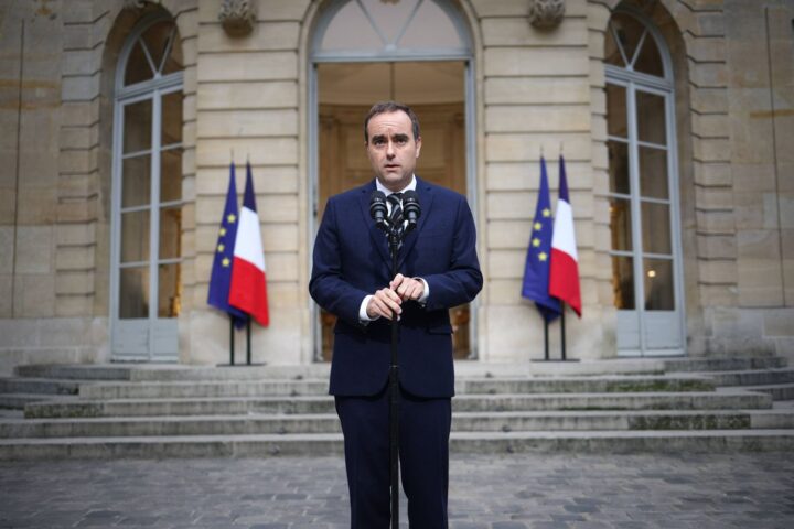 Sébastien Lecornu présente six nouveaux ministres de son gouvernement