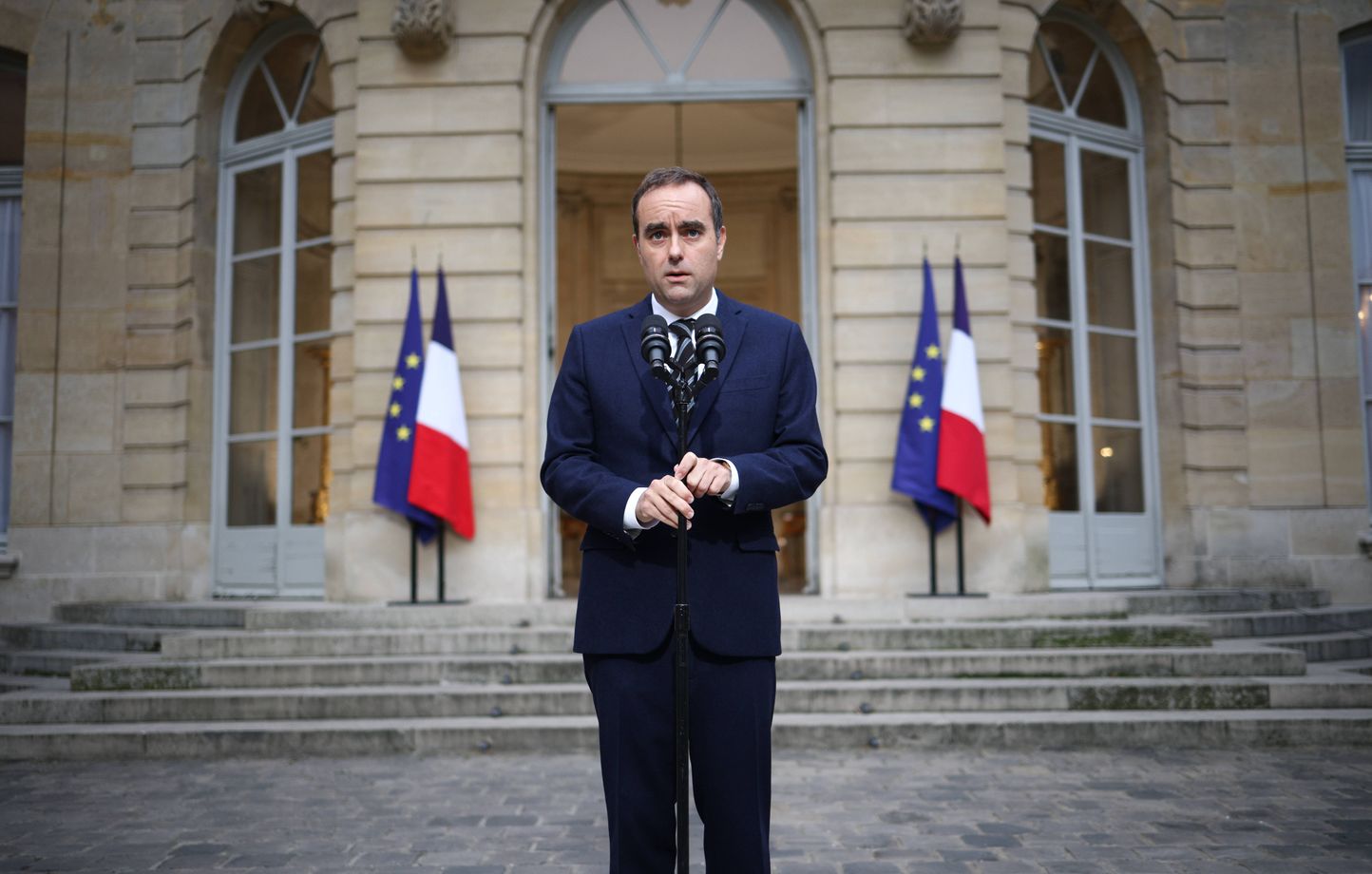 Sébastien Lecornu présente six nouveaux ministres de son gouvernement