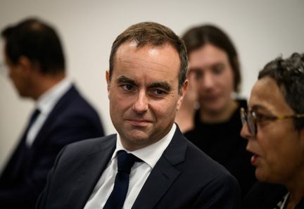 Sébastien Lecornu promet des mesures pour améliorer la retraite des femmes dans un courrier aux syndicats