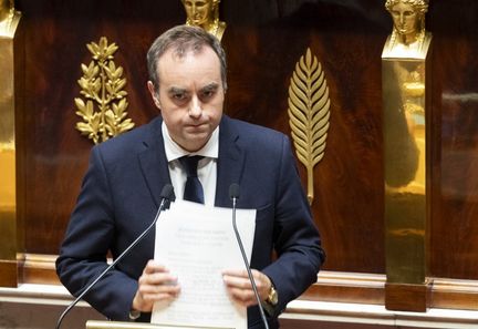 Suspension de la réforme des retraites : impact sur l'âge de départ et le coût estimé