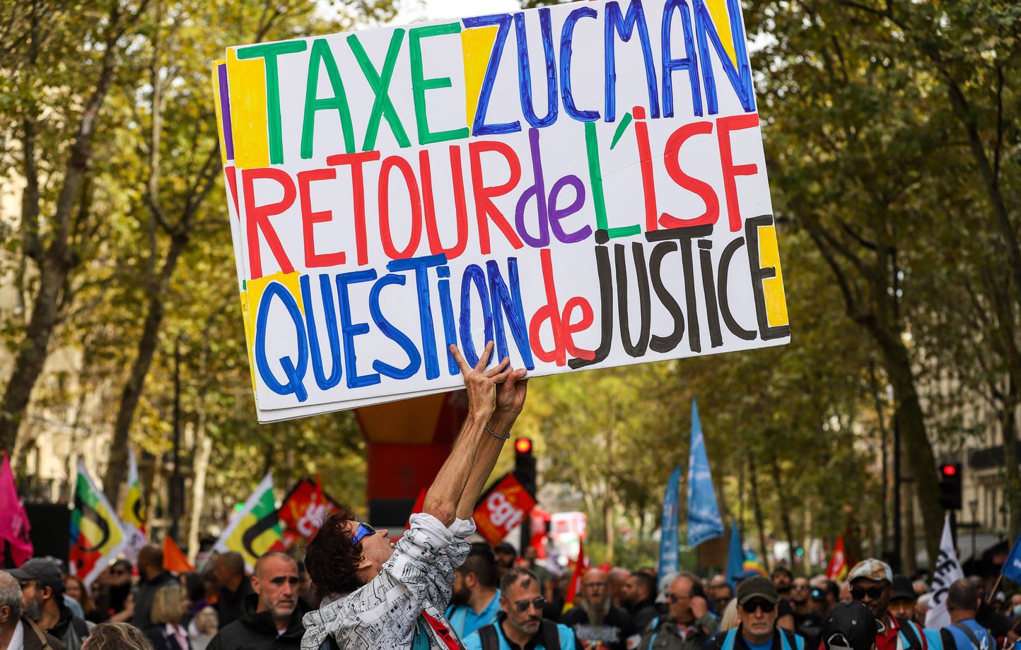 Taxe Zucman : les distinctions entre version classique et version allégée examinées au parlement