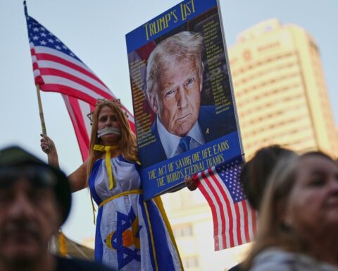 Trump salué par des sources inattendues pour son rôle dans l'accord de Gaza