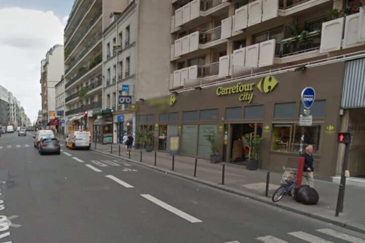 Un Carrefour City en Normandie accepte le paiement en bitcoin, mais le groupe reste prudent