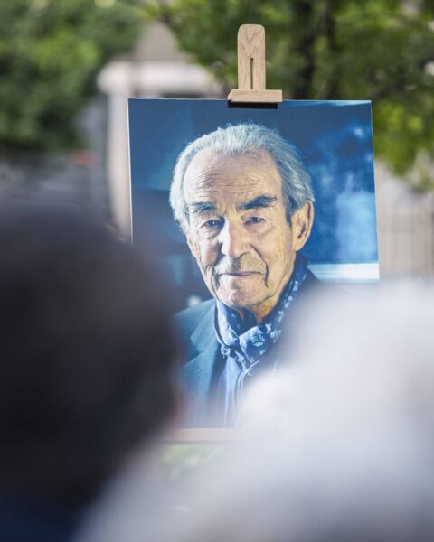 Une veillée funèbre publique pour Robert Badinter avant sa panthéonisation