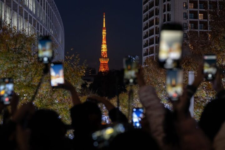 Une ville japonaise incite ses habitants à limiter leur temps d'écran à deux heures par jour