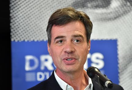 Visite de Gérald Darmanin à Nicolas Sarkozy : l'avocat Jérôme Giusti parle de prise illégale d'intérêts