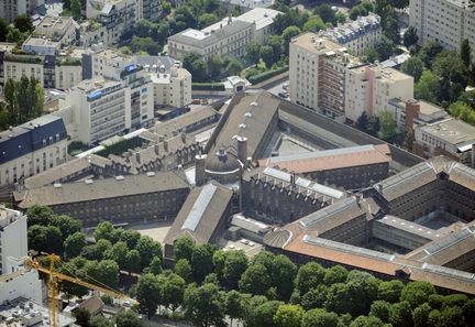 Visite de parlementaires insoumis à la prison de la Santé : Ugo Bernalicis dément avoir demandé à voir Nicolas Sarkozy