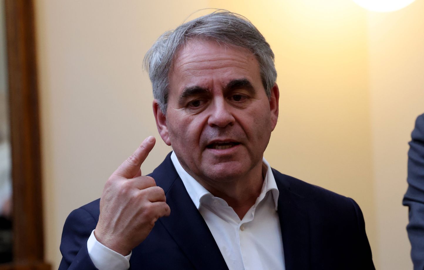 Xavier Bertrand presse Bruno Retailleau de clarifier la position des Républicains sur le RN