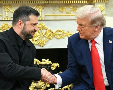 Zelensky parvient à inverser la dynamique avec Trump lors de leur rencontre à la Maison-Blanche