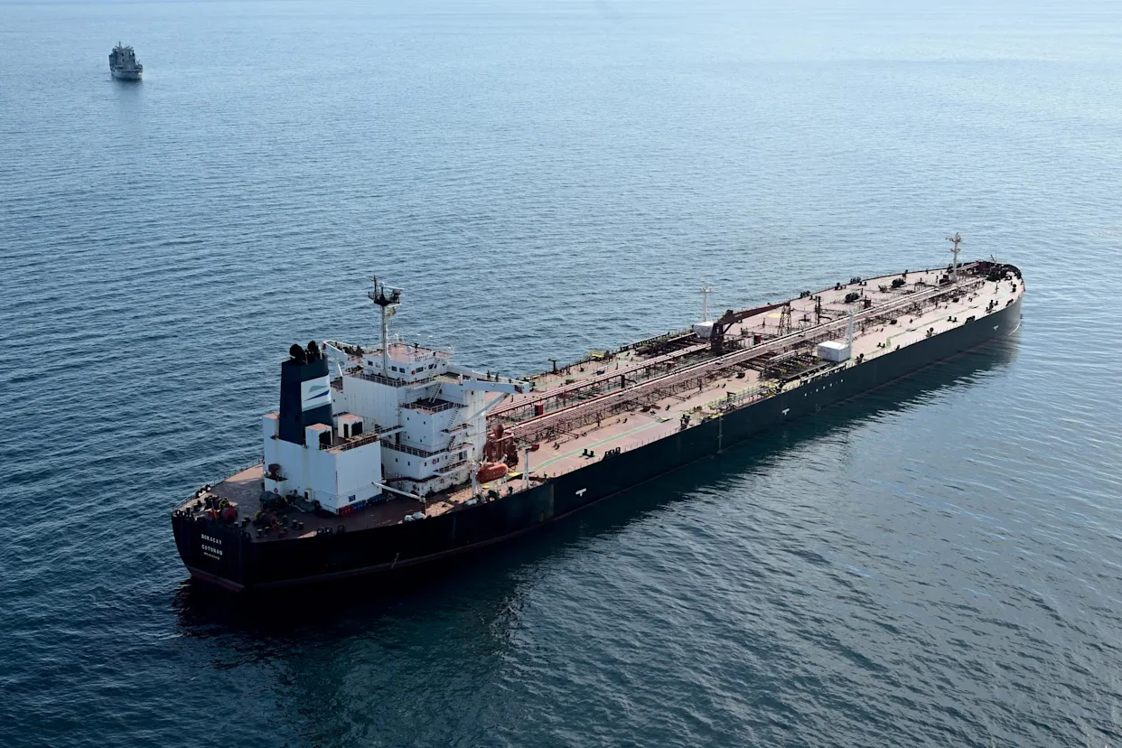 « Armes d’influence » : les registres de navires russes, la « flotte de l’ombre » et le rôle des pays tiers dans le soutien à l’agression russe