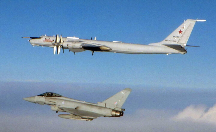 Des chasseurs polonais interceptent un avion russe au-dessus de la Baltique