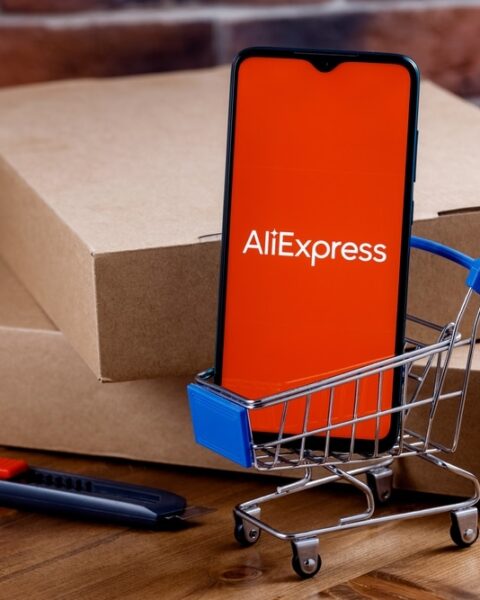 Après Shein, l'État intente une action en justice contre Aliexpress et Joom.