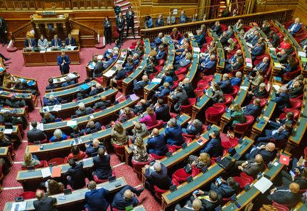 Budget 2026 : les sénateurs PS proposent un emprunt obligatoire pour les contribuables aisés