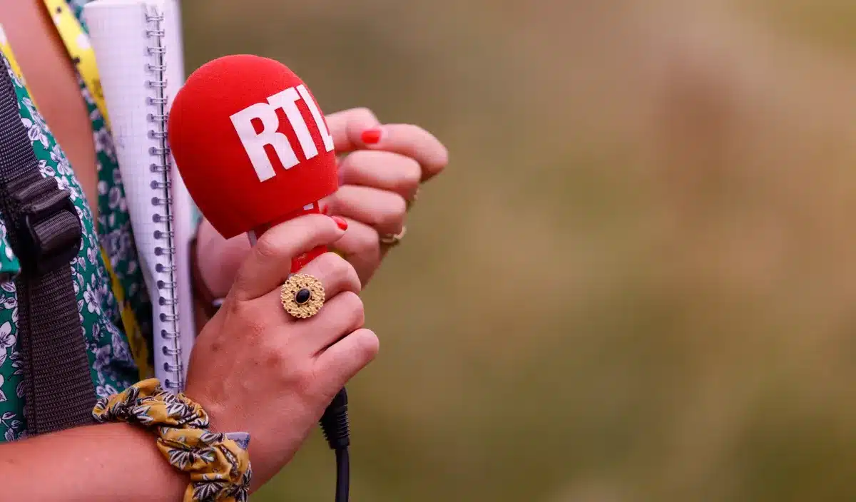 Ce débat enflammé : la possibilité d'amendes colossales pour consommation de drogues