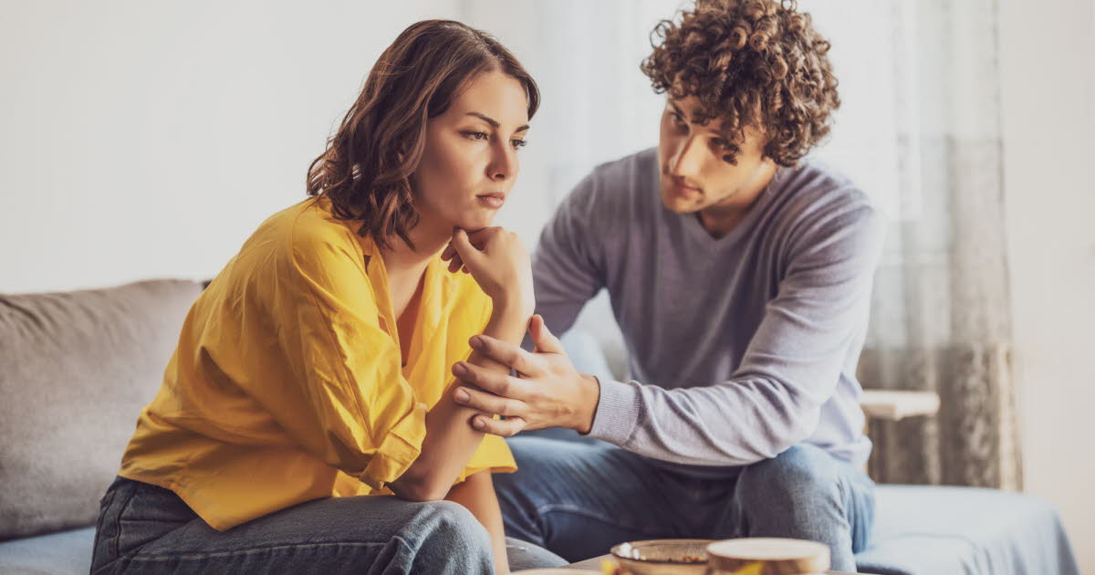 Comment traverser émotionnellement une rupture amoureuse, selon une psychothérapeute française