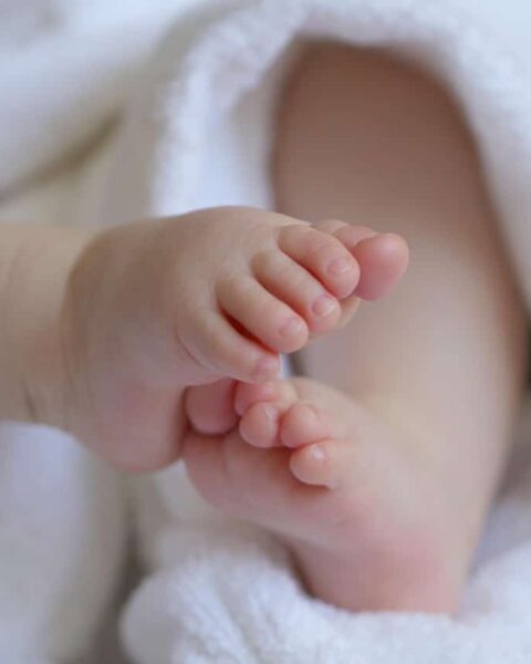 Congé de naissance : jusqu'à quatre mois de compensation pour stimuler la natalité