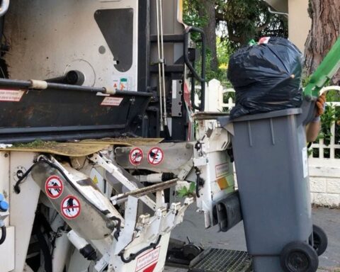 Des caméras installées dans des camions pour contrôler le tri des déchets dans le Puy-de-Dôme