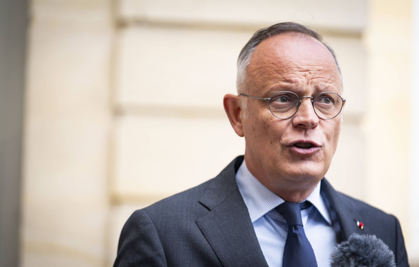 Edouard Philippe évoque un départ anticipé d'Emmanuel Macron pour plus de clarté