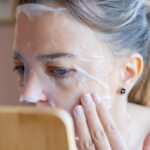 Efficacité des masques au collagène : avantages limités pour la peau selon les experts