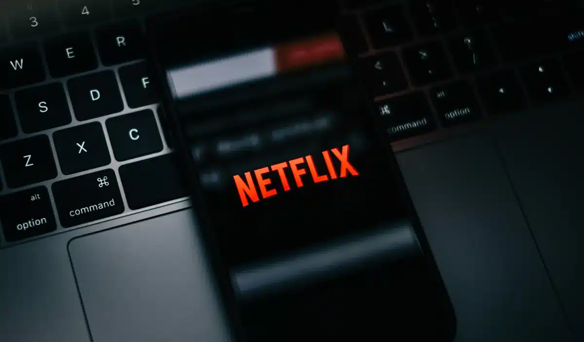 Ils tentent de vous faire payer deux fois : un projet de taxe qui menace Netflix et Spotify.