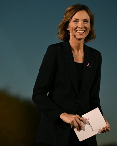 Isabelle Ithurburu relance « Stars à domicile » sur TF1 avec un casting de onze célébrités