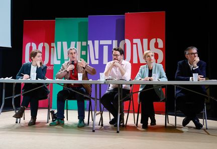 La gauche unitaire annonce une primaire à l'automne 2026 pour l'élection présidentielle de 2027