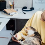La procrastination : analyse des mécanismes psychologiques sous-jacents et de ses impacts sur les étudiants