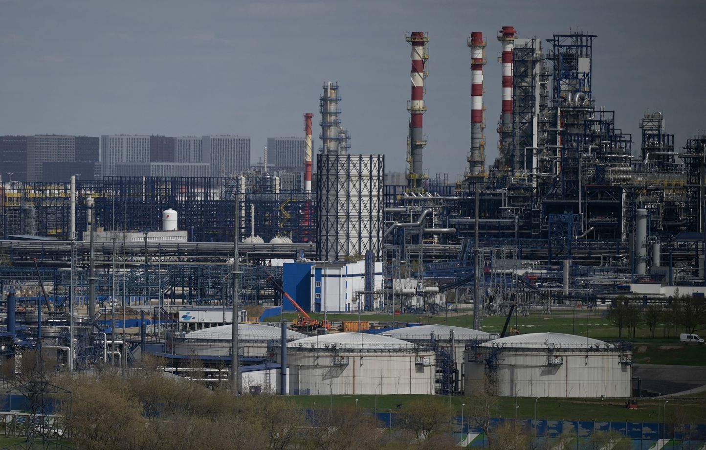 La Russie met en garde la France contre un abandon des énergies fossiles au nom du réalisme climatique