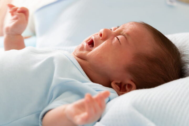 La torsion testiculaire : une urgence pédiatrique touchant nourrissons et adolescents