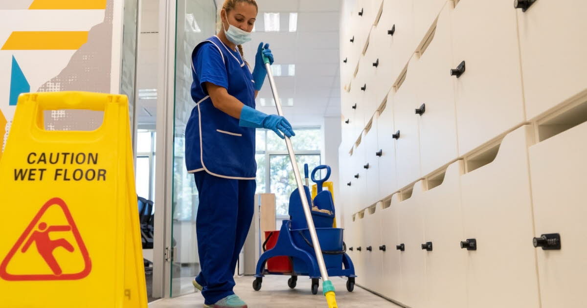L'Anses met en garde contre les risques pour la santé des agents de nettoyage en France
