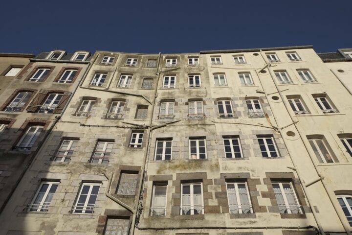 Le DPE : comment la France a mis en place une sanction écologique innovante.