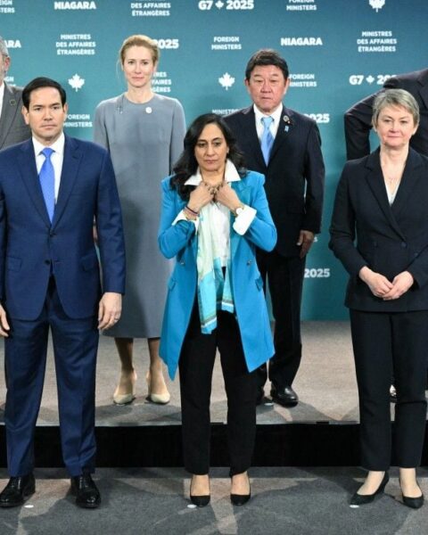 Le G7 appelle à un cessez-le-feu urgent en Ukraine sans durcir le ton contre la Russie