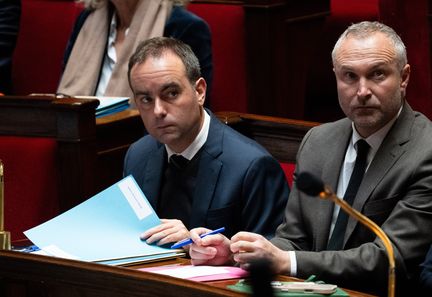 "Le gouvernement accuse la gauche de bloquer le vote sur le budget de 2026"