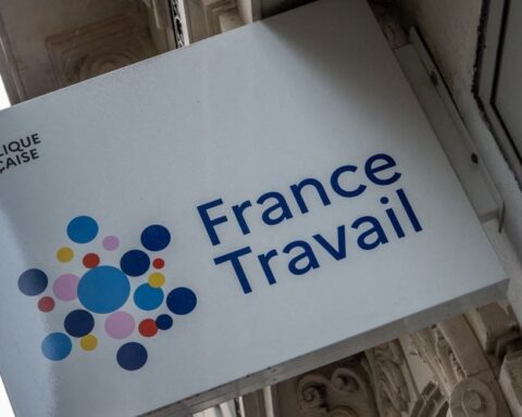 Le Sénat adopte des mesures contre la fraude aux allocations chômage en France