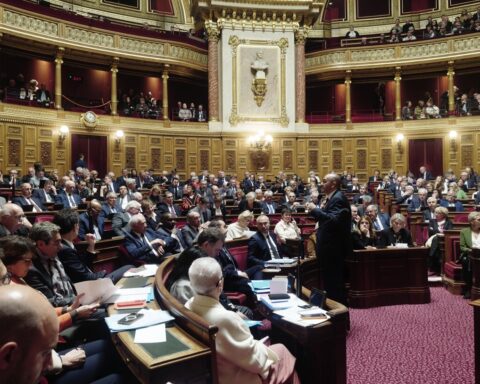 Le Sénat reprend l'examen du budget après le rejet en masse par l'Assemblée nationale