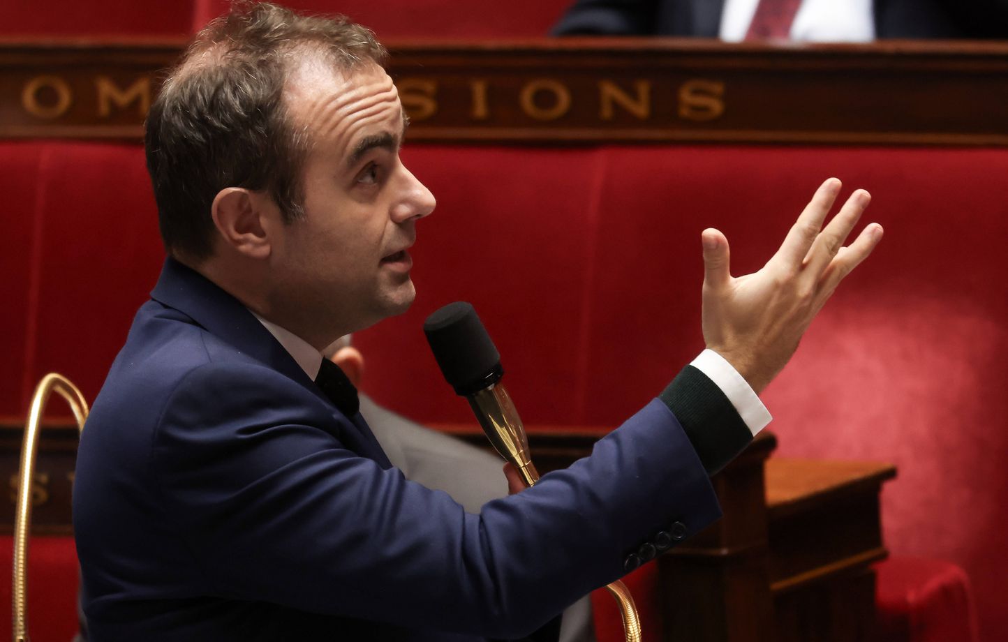 Lecornu annonce la suspension de la hausse contestée de la taxe foncière en France