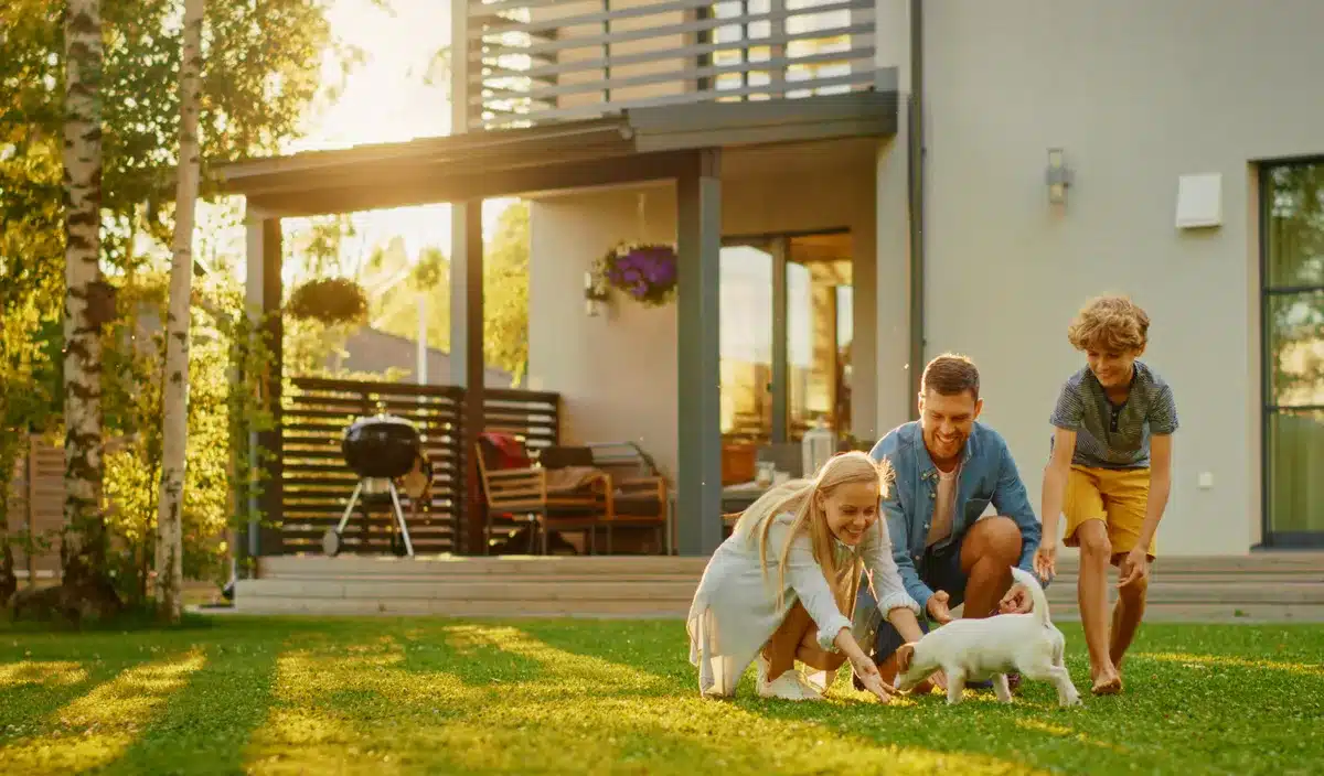 Les occupants illégaux exploitent une faille juridique : un document méconnu pourrait bouleverser la situation.